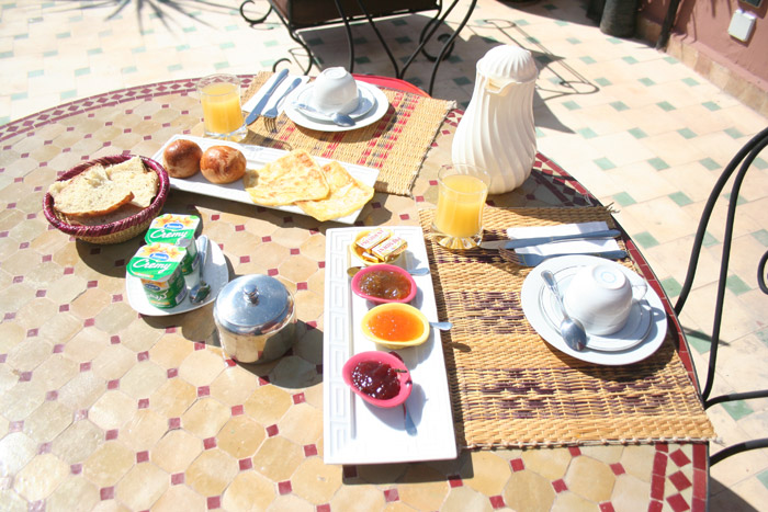 Photo of breakfast on the terrasse of a riad in Marrakech