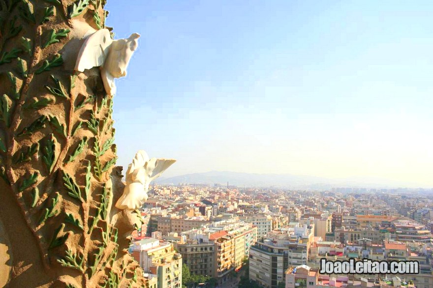 Foto da igreja da Sagrada Família em Barcelona