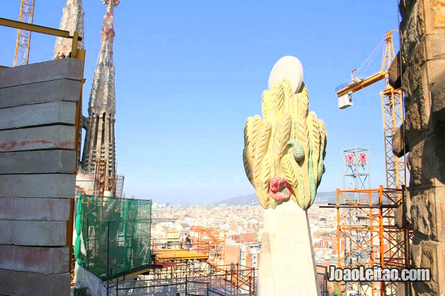 Foto da igreja da Sagrada Família em Barcelona