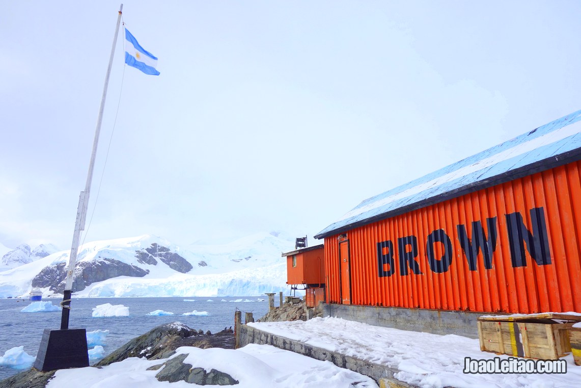 Estação argentina Brown, Viajar na Antartica