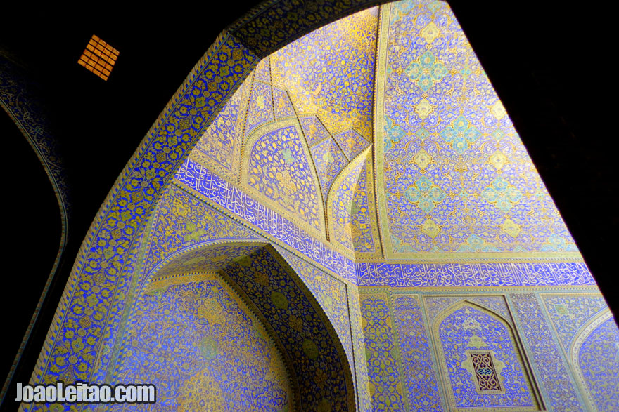 Imam Mosque in Isfahan - Religion in Iran
