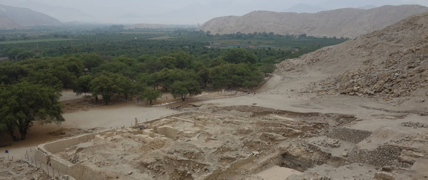 Cerro Sechín Peru