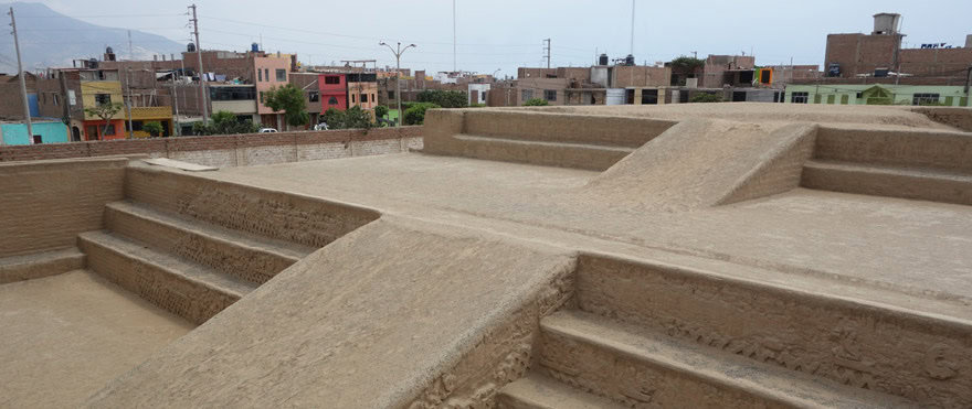 Huaca Esmeralda Peru