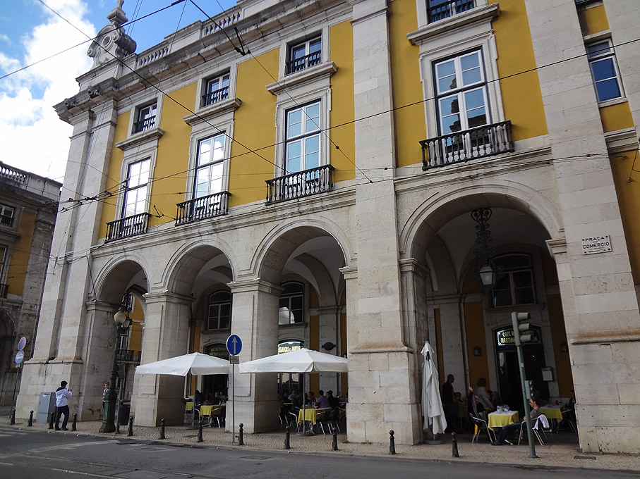 Fotografia Café Martinho da Arcada, Praça do Comércio Lisboa