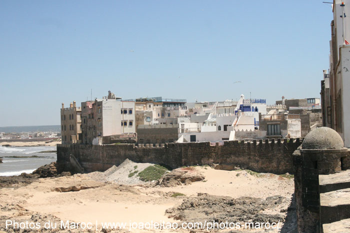 Ancienne médina d'Essaouira au bord de la mer