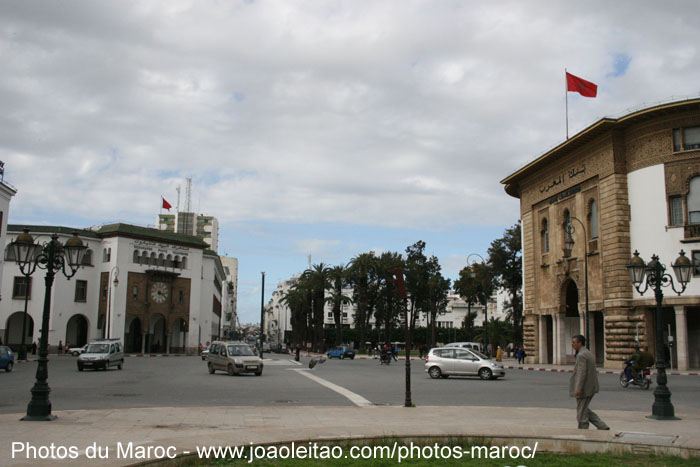 Bâtiments de la Banque du Maroc et la Poste du Maroc à Rabat
