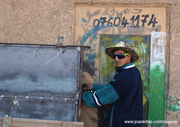 Mecânico em Hassilabied, Marrocos