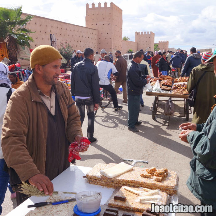 Souq el Khemis em Marrakech