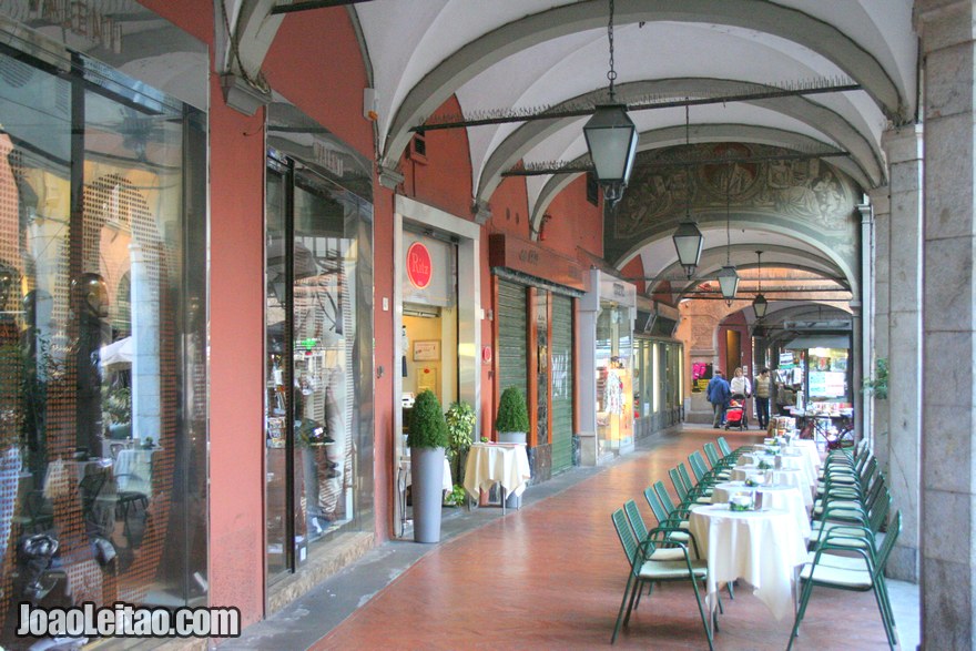 Foto de arcadas em Pisa