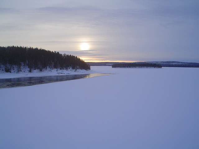 Paisagem da Suécia no Inverno - Viajar de carro pela Europa