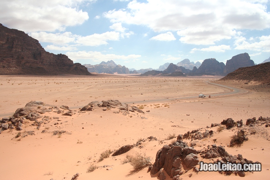 Fotografia do deserto de Wadi Rum na Jordânia