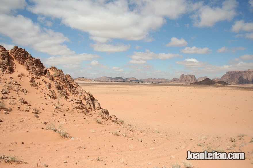 Fotografia do deserto de Wadi Rum na Jordânia