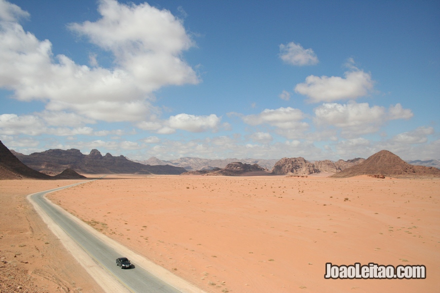 Fotografia do deserto de Wadi Rum na Jordânia