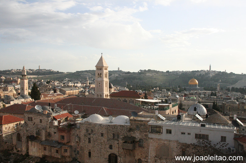 A Cupula da Rocha e a Cidade Antiga de Jerusalem