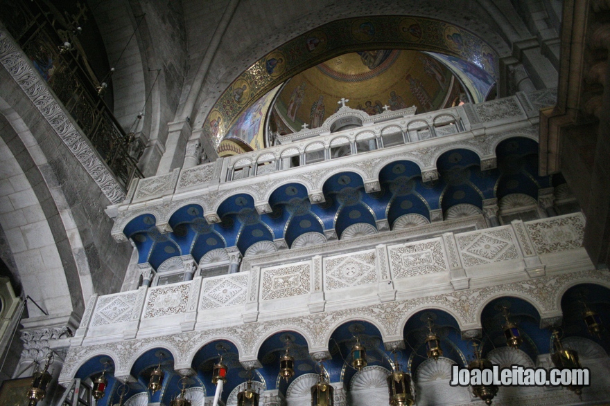 Foto do local onde Jesus foi crucificado em Jerusalém