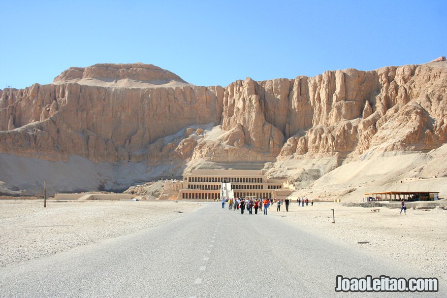 Templo mortuário da Rainha Hatshepsut 