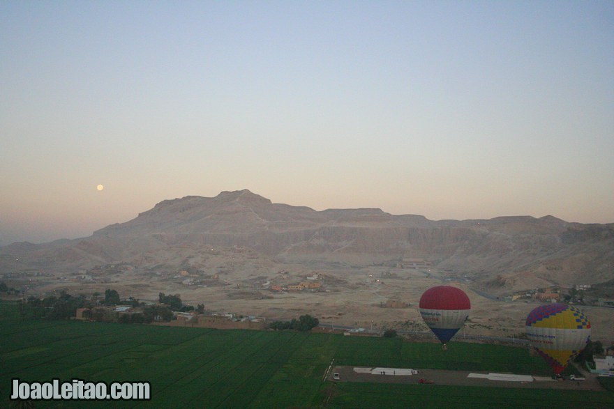 Margem Ocidental de Luxor com o Vale dos Reis