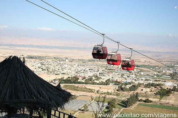 Teleférico Monte das Tentações de Cristo em Jericó, Cisjordânia Palestina