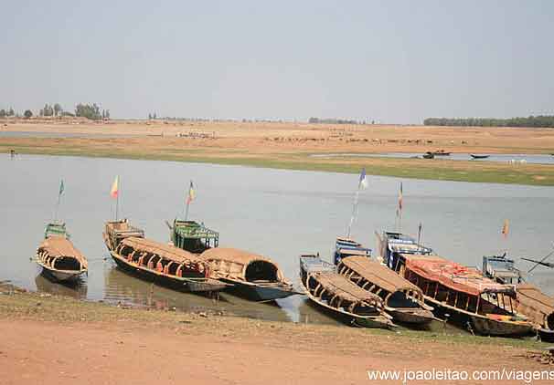 MARGEM DO RIO NÍGER EM MOPTI NO MALI