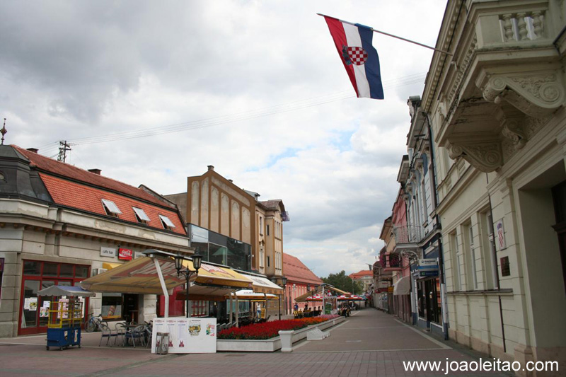 Fotografia de Dakovo na Croácia