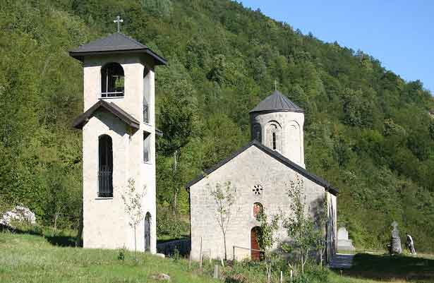 Mosteiro Podmalinsko em Boan, Montenegro