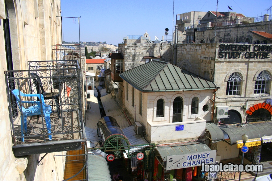 Vista da janela do quarto do hotel Hostel Petra em Jerusalém 