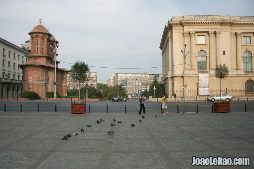 Centro de Bucareste, Visitar a Roménia