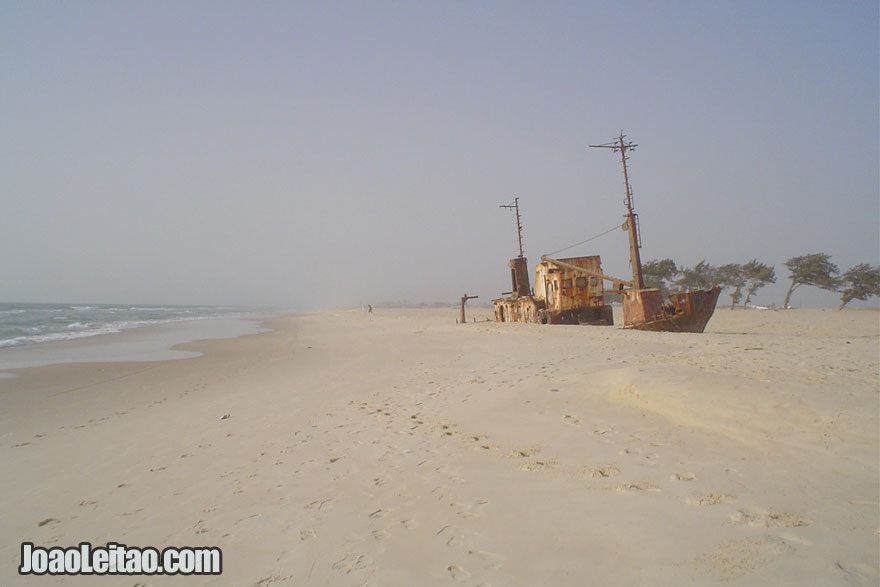 Praia em Saint Louis, Visitar o Senegal