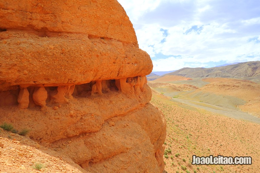 Celeiros Falesia de Asseghmou na região de Ouarzazate