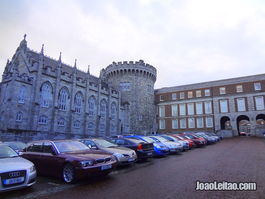 Foto da Torre dos Registos do Castelo de Dublin