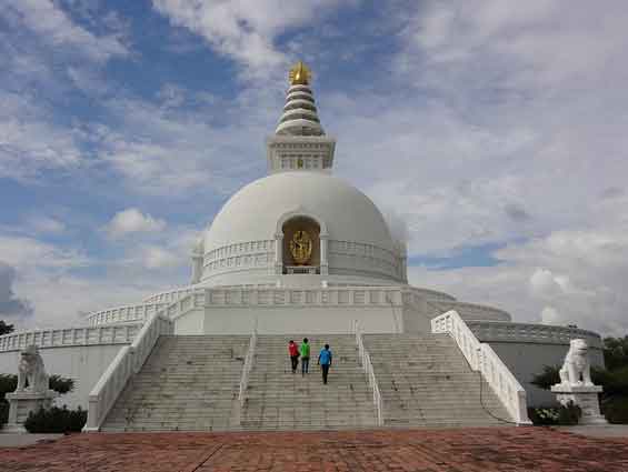 World Peace Pagoda em Lumbini, Nepal