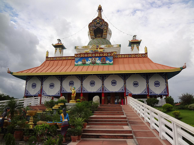 Fotografias Mosteiro Budista Alemão em Lumbini, Nepal 25