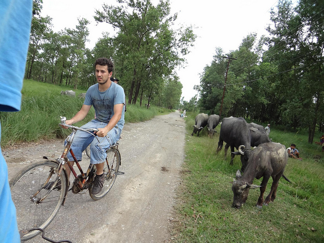 Alugar bicicleta em Lumbini, Nepal 13