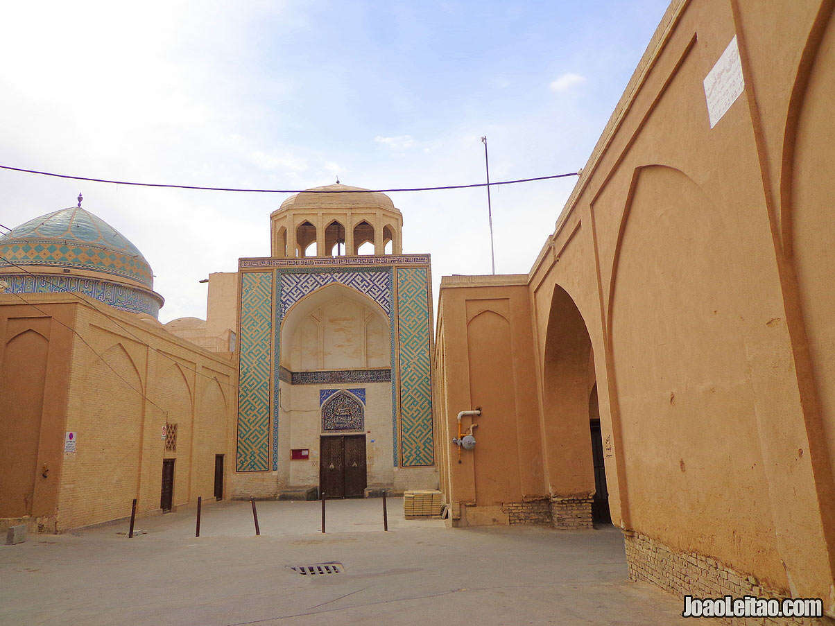 VIAJAR YAZD