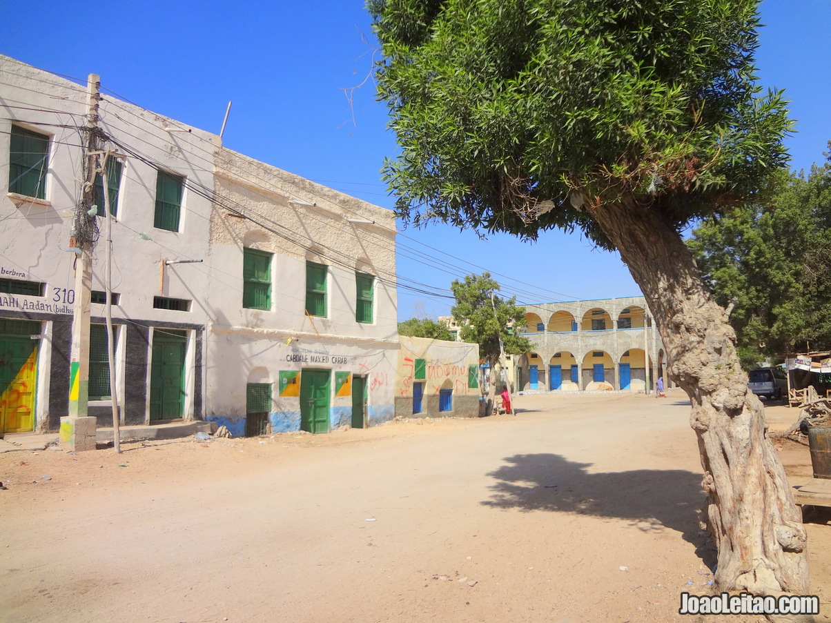 GUIA DE VIAGEM BERBERA