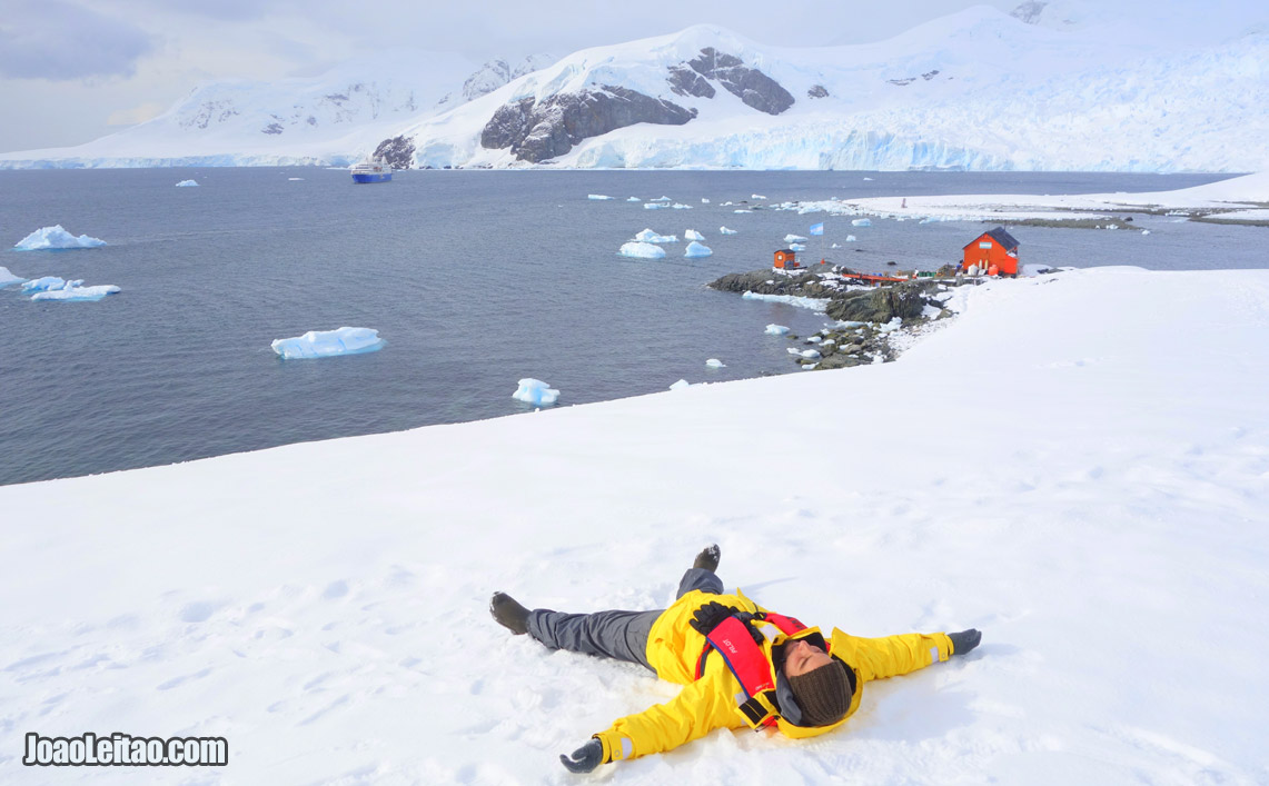 Volta ao Mundo - Viajando no 7º continente, Antártica. Na Base Argentina Almirante Brown