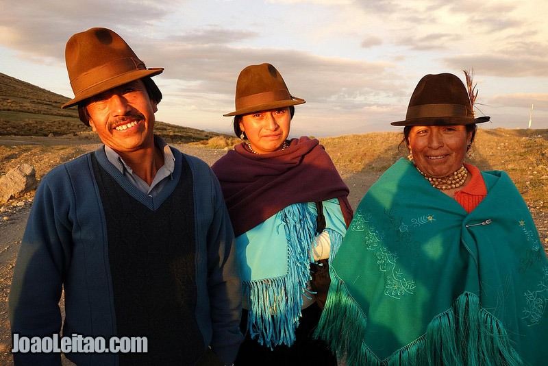 Pessoas a quem dei boleia em Guangaje nas Montanhas dos Andes, Visitar o Equador