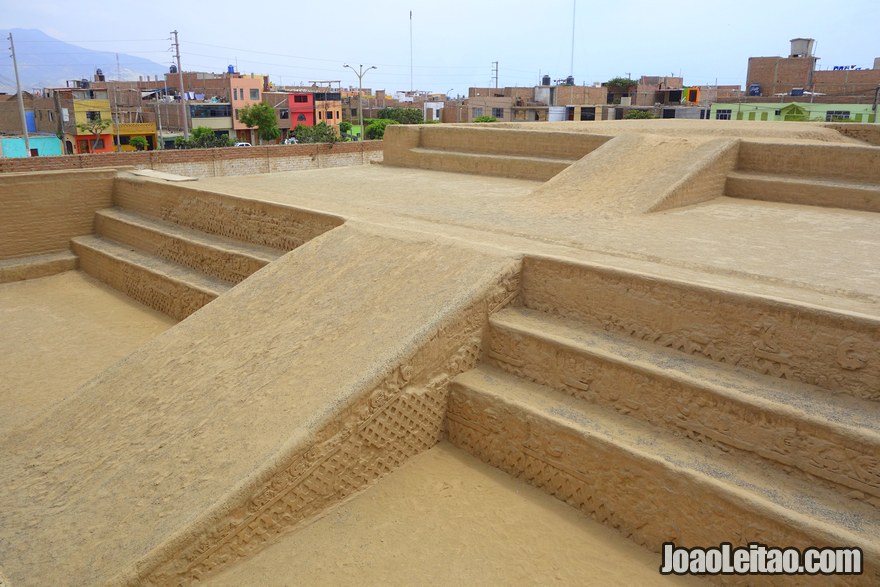 Huaca Esmeralda Peru