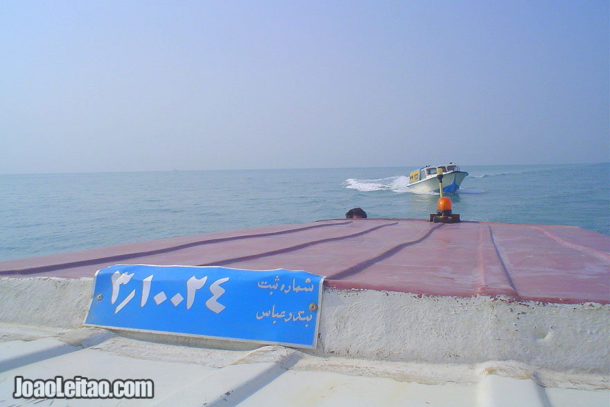 Barco Bandar Abbas até Ilha Qeshm