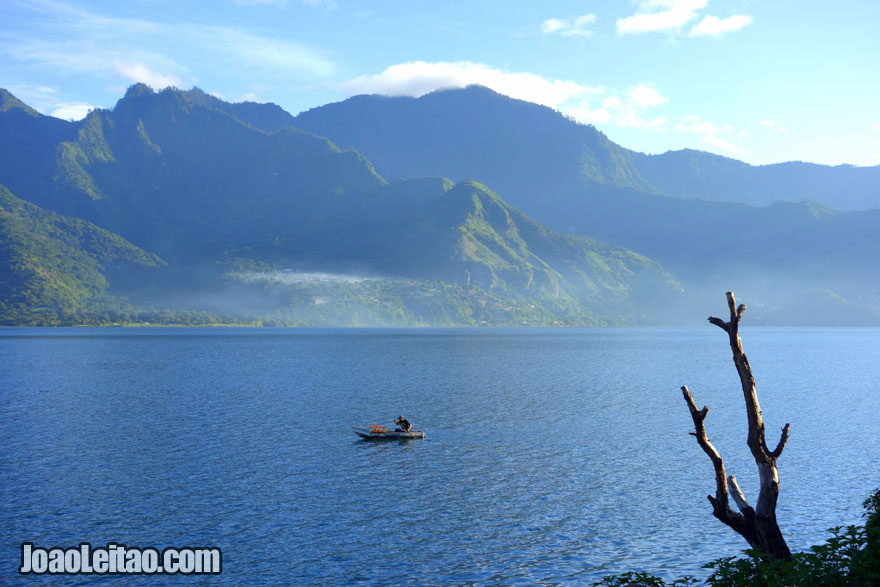 Lago de Atitlán, Visitar a Guatemala