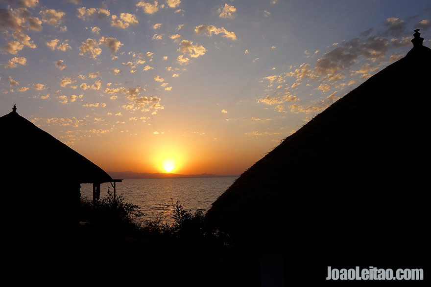 Nascer-do-sol no Lago Tana, Etiópia