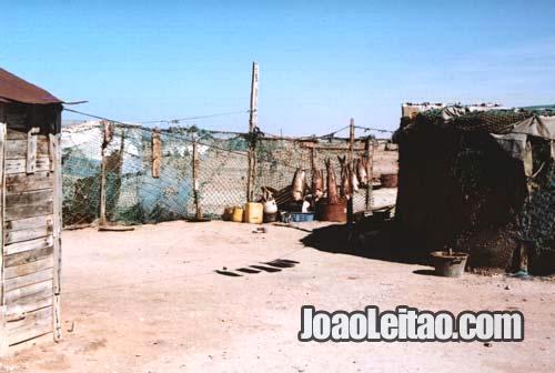 Aldeia de pescadores de Nouamghar na Mauritânia