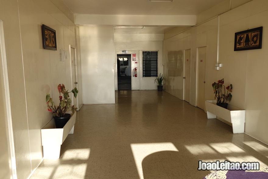 Corredor do City Private Hotel em Suva nas Ilhas Fiji