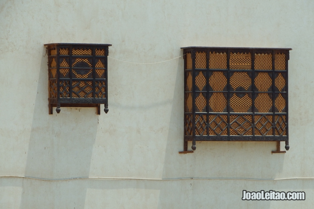 Janelas tradicionais bareinitas