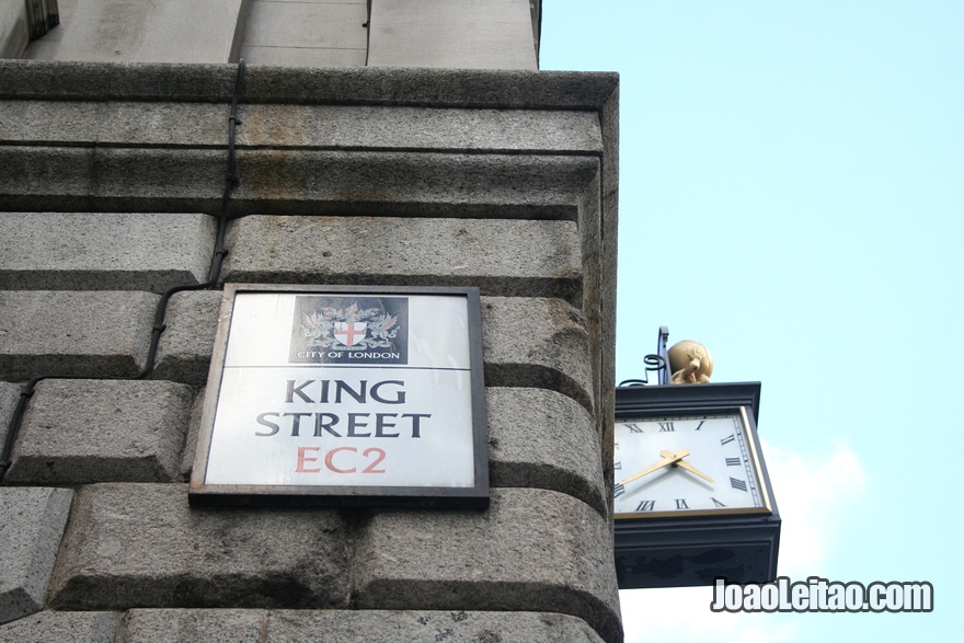 Placa da rua londrina King Street