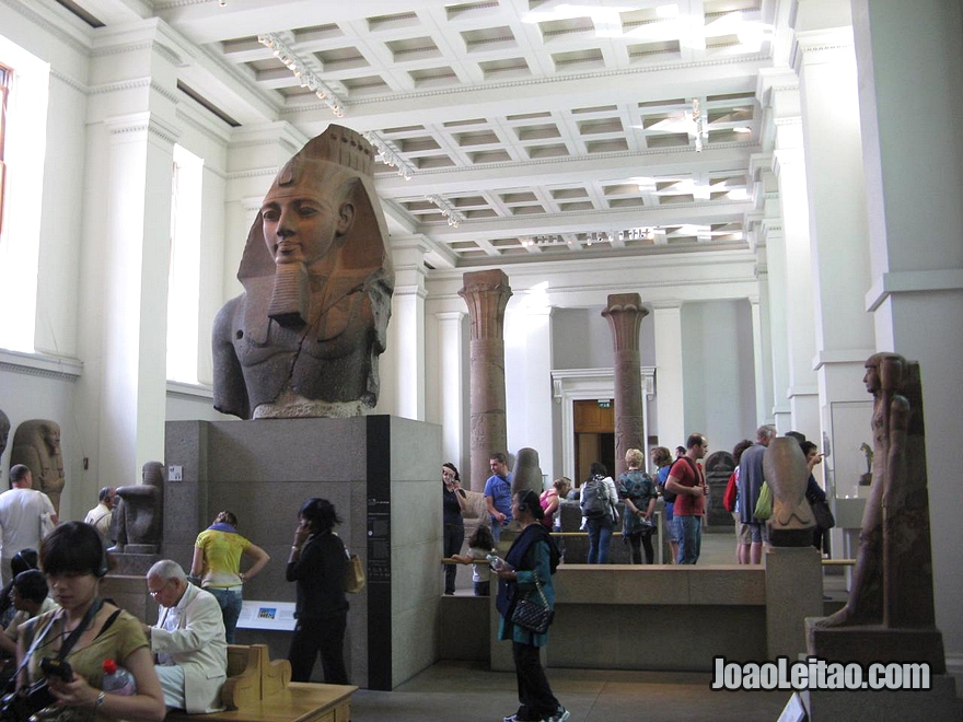 Colecção de peças do Egipto (Egito) dentro do Museu Britânico de Londres