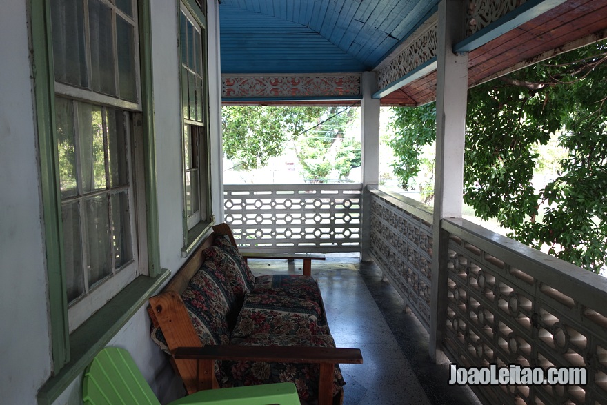 Terraço da Guest House Pearl’s em Port of Spain, Trinidad