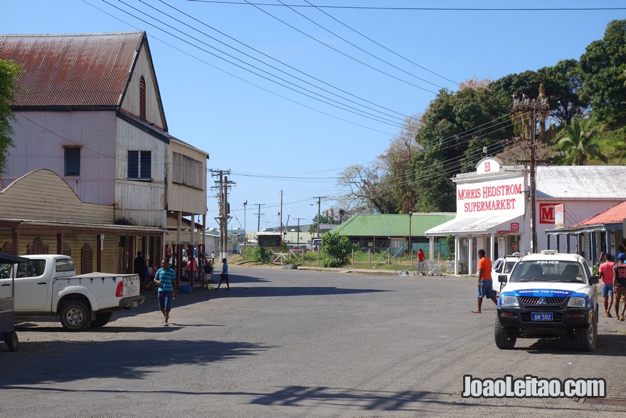Rua da cidade colonial de Levuka nas Ilhas Fiji