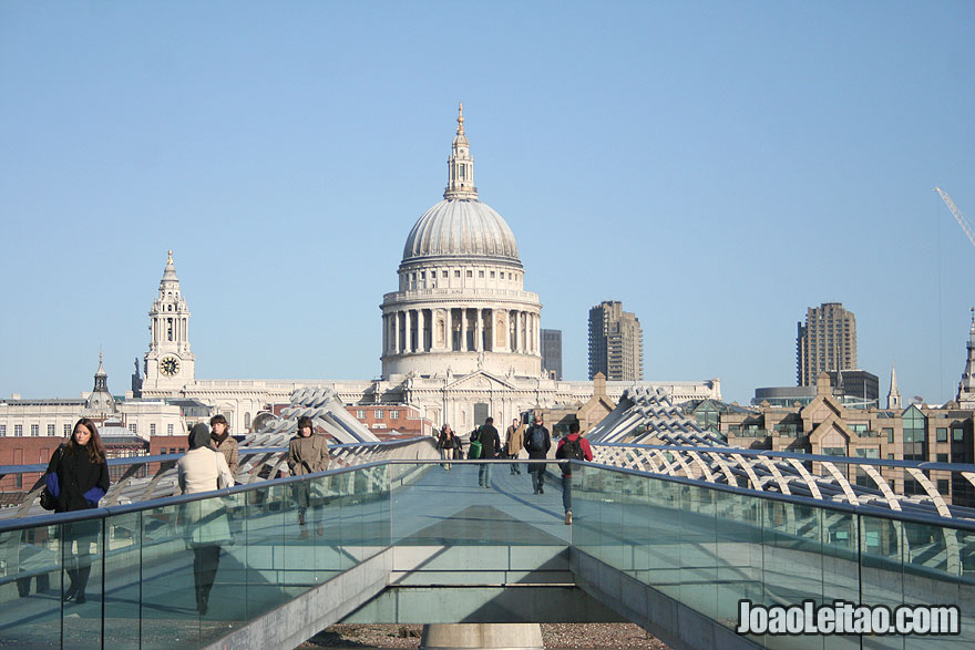 Ponte do Milénio em Londres