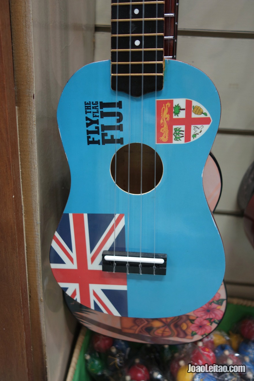 Comprar uma guitarra fijiana com a bandeira das Ilhas Fiji